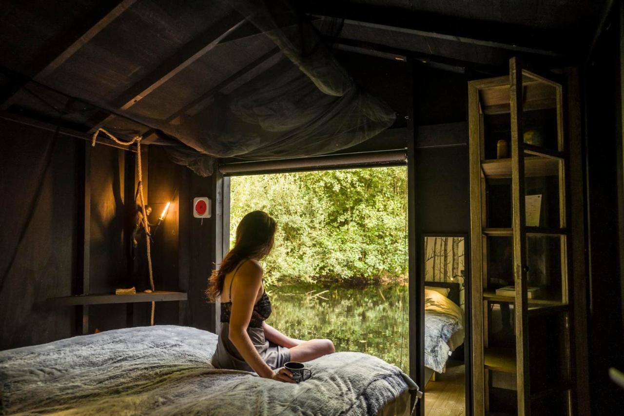 Ecolodge Le Bruit De L'Eau Saint-Quentin-en-Tourmont Extérieur photo